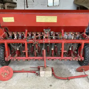 Sijačica za pšenicu i žito IMT 15 redova