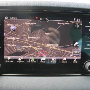 Škoda Karoq 1.6 TDi DSG *LED, NAVIGACIJA, KAMERA*