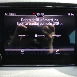 Škoda Karoq 1.6 TDi DSG Style *LED, NAVIGACIJA, KAMERA*