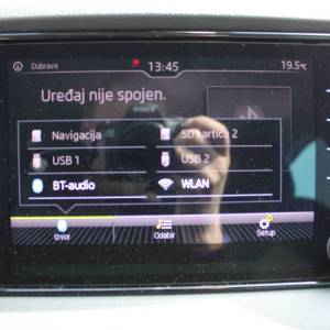 Škoda Karoq 1.6 TDi DSG Style *LED, NAVIGACIJA, KAMERA*