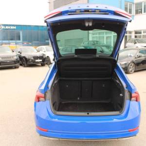 Škoda Octavia 2.0 TDi DSG Sportline *LED, NAVIGACIJA, KAMERA*