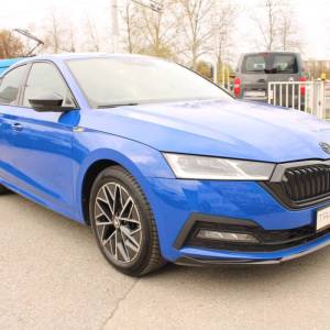 Škoda Octavia 2.0 TDi DSG Sportline *LED, NAVIGACIJA, KAMERA*