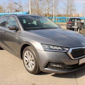 Škoda Octavia Combi 2.0 TDi DSG 150ks *LED, NAVIGACIJA*