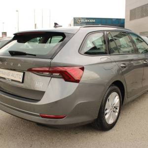 Škoda Octavia Combi 2.0 TDi *LED, NAVIGACIJA, KAMERA*
