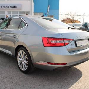 Škoda Superb 2.0 TDi DSG 4x4 200ks