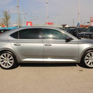 Škoda Superb 2.0 TDi DSG 4x4 200ks