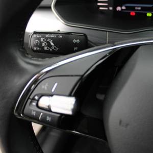 Škoda Superb 2.0 TDi DSG *LED, NAVIGACIJA, KAMERA*