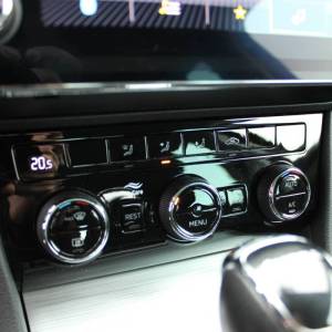 Škoda Superb 2.0 TDi DSG *LED, NAVIGACIJA, KAMERA*