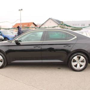 Škoda Superb 2.0 TDi DSG *LED, NAVIGACIJA, KAMERA*