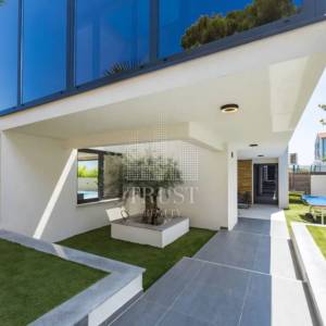 Sofisticirana dizajnerska vila s bazenom-Medulin