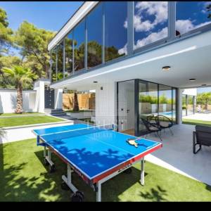 Sofisticirana dizajnerska vila s bazenom-Medulin