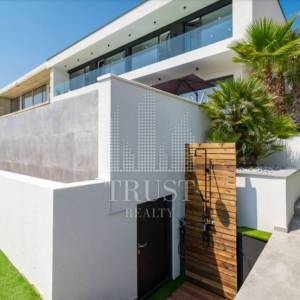 Sofisticirana dizajnerska vila s bazenom-Medulin