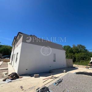 Soline okolica, novogradnja, apartman u prizemlju!