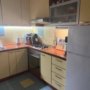 Špansko-Oranice, 3S stan 65m2 s loggiom, spremište, bez provizije