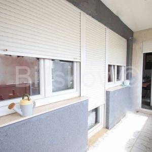 Split, Bol, dvosoban stan 55 m2 na 4.katu 