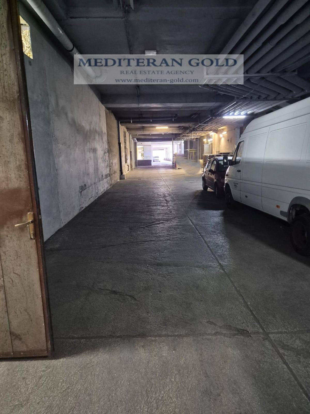 Split, Gripe, skladišni poslovni prostor, odličan pristup