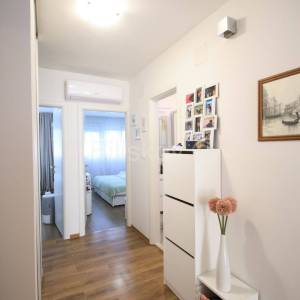 Split, Lokve, trosoban stan, renoviran, namješten