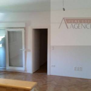 Split Vukovarska najam 67,95 m2 dvosoban stan + parking