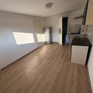 Srebrnjak-2s stan 33m2 s terasom i vrtom