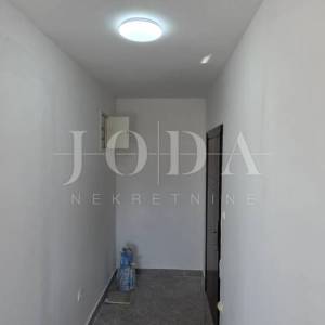 Stan Crikvenica 36 m² – pogled na more, lođa, top lokacija Duga