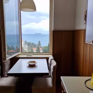 Stan s pogledom na more – Lovran, blizu centra