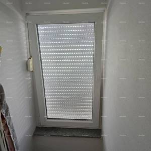 Stan s vrtom i parkirnim mjestom, blizina Pule 4 km.