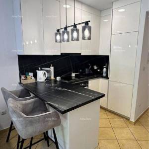 Stan s vrtom i terasom – Raša, prizemlje, 48 m²