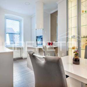 Stan, strogi centar, 59m2, najam