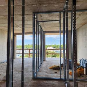 Stan u blizini mora ! Moderna arhitektura! Novogradnja-B7