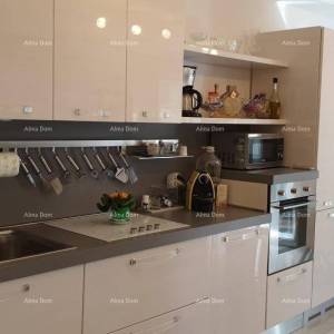 Stan u Medulinu! Prvi red do mora!