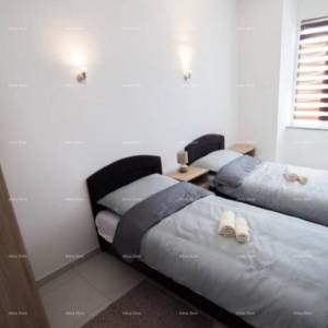 Stan u prizemlju! Centar Pule! Zadarska ulica.