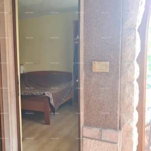 Stan u prizemlju s vrtom, Pula (67,52 m²)