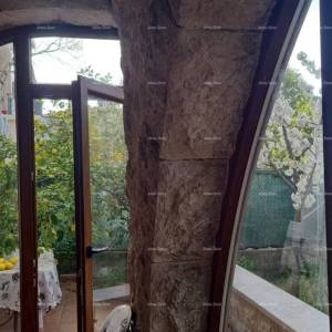 Stan u prizemlju s vrtom, Pula (67,52 m²)