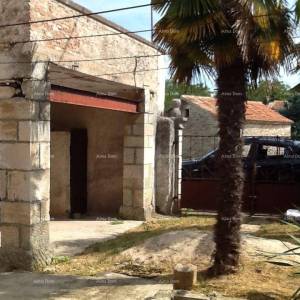 Sveti Petar u Šumi, kuća i zemljište