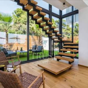 Taboo Villa–Moderna elegancija i luksuzan život