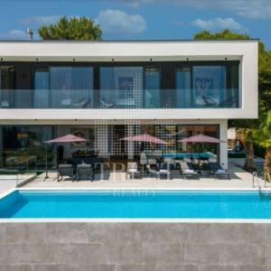 Taboo Villa–Moderna elegancija i luksuzan život