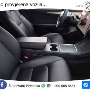 Tesla Model 3 Standard Range Plus 283 KS, KAM+GR SJED+PANO