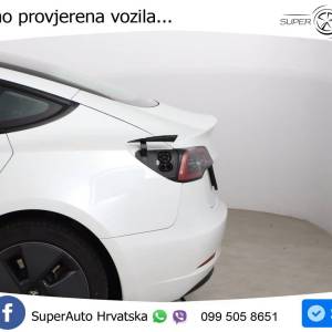 Tesla Model 3 Standard Range Plus 283 KS, KAM+GR SJED+PANO