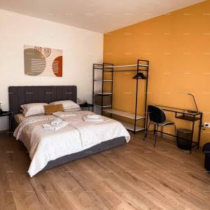 Top lokacija, Pomer! Moderna katnica sa bazenom i jaccuzi-jem!