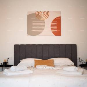 Top lokacija, Pomer! Moderna katnica sa bazenom i jaccuzi-jem!