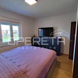 TOP PRILIKA: Luksuznih 108 m² s uporabnom dozvolom – Srce Valdebeka