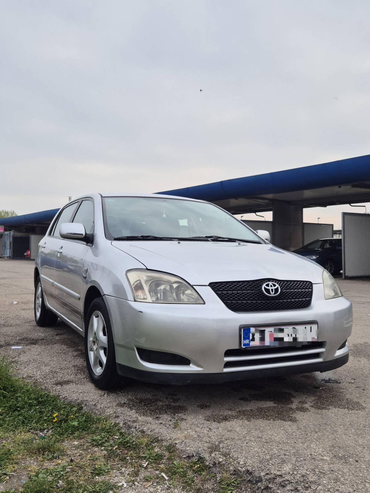 ️TOYOTA COROLLA 2002. 999 €