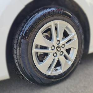 Toyota Yaris 1.5 HSD HB 5D E-CVT SOL