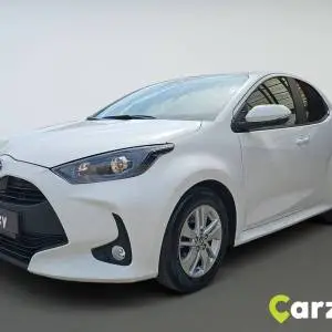 Toyota Yaris 1.5 HSD HB 5D E-CVT SOL