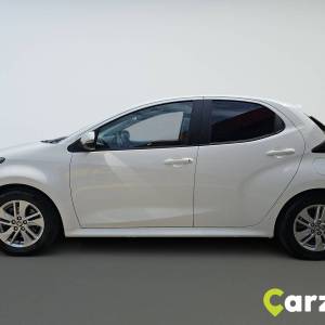 Toyota Yaris 1.5 HSD HB 5D E-CVT SOL