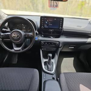 Toyota Yaris 1.5 HSD HB 5D E-CVT SOL