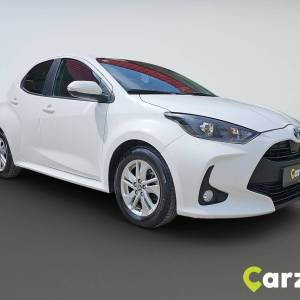 Toyota Yaris 1.5 HSD HB 5D E-CVT SOL