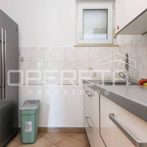 TRAŽENA LOKACIJA! KVALITETNA GRADNJA!