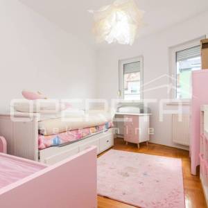 TRAŽENA LOKACIJA! KVALITETNA GRADNJA!