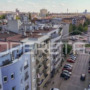 TRAŽENA LOKACIJA! KVALITETNA GRADNJA!